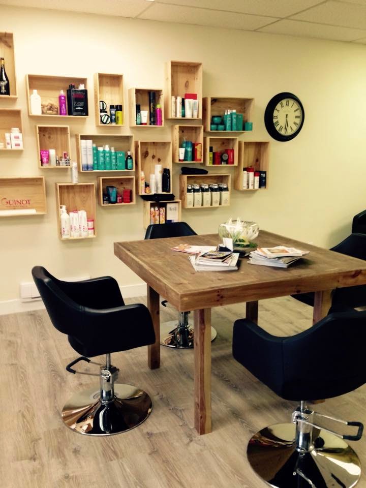 La Bobine - Coiffure et esthétique | 1214 Chemin de Chambly, Longueuil, QC J4J 3W6, Canada | Phone: (438) 495-9918