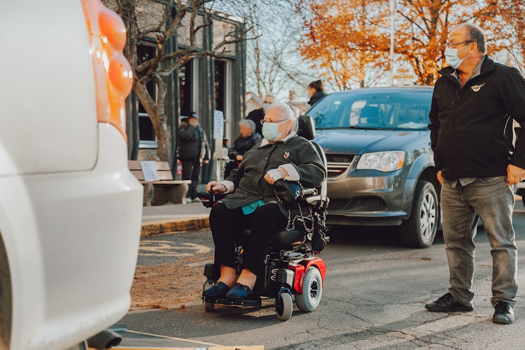Taxi Central | 2330 Rue Sigouin, Drummondville, QC J2C 5Z4, Canada | Phone: (819) 478-4646