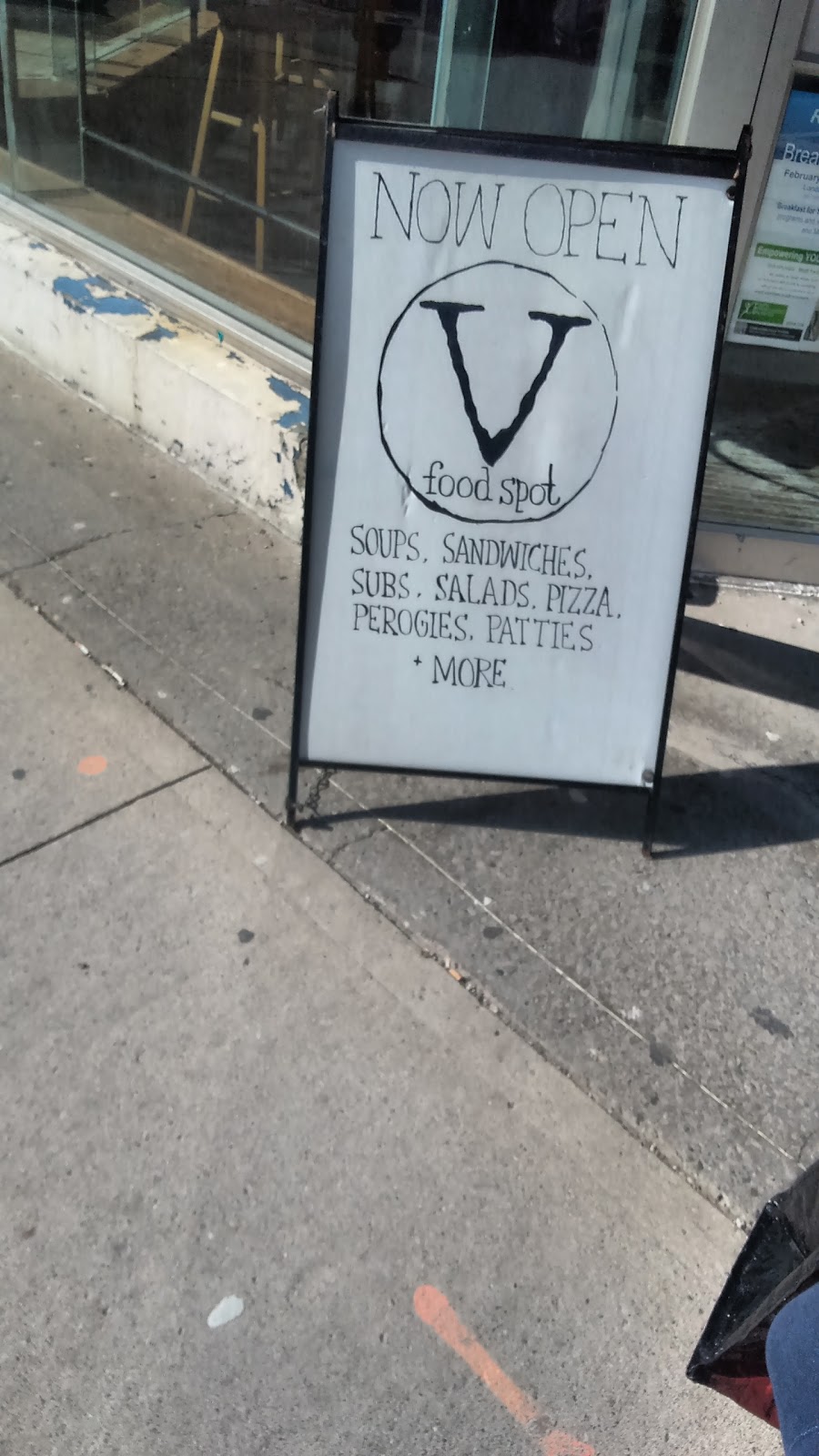 V Food Spot | 547 Hamilton Rd, London, ON N5Z 1S5, Canada | Phone: (289) 700-8413