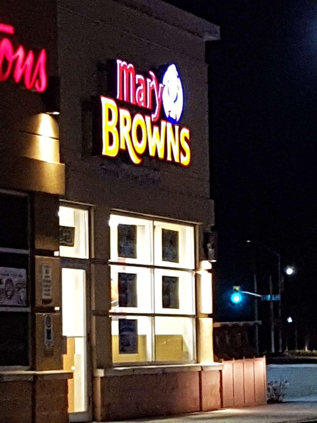Mary Browns Chicken & Taters | 563 Essa Rd Unit C2, Barrie, ON L4N 6A9, Canada | Phone: (705) 733-3444