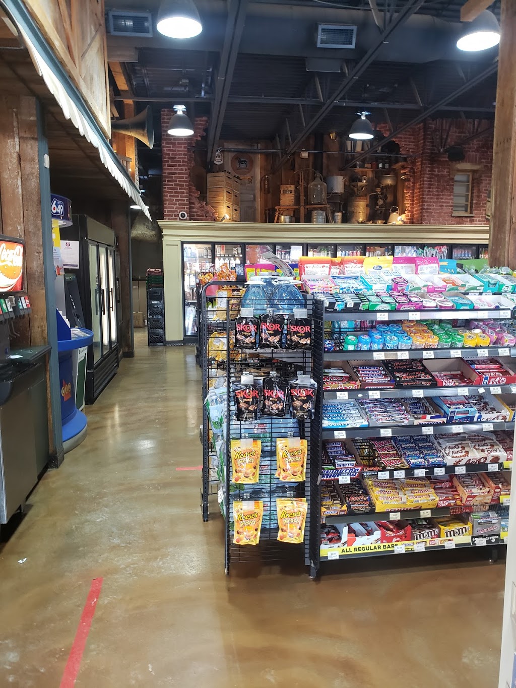 Macs | 2055 Sandwich W Pkwy, Windsor, ON N9H 2E1, Canada | Phone: (519) 969-9528