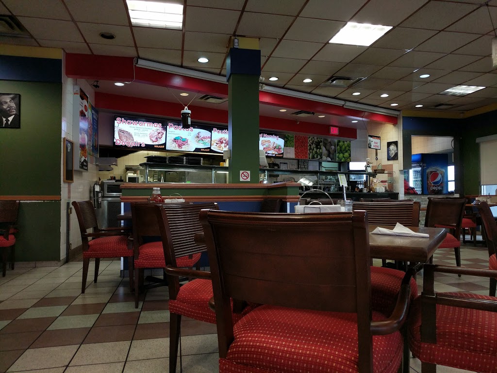 Milano Pizzeria | 2241 St Laurent Blvd, Ottawa, ON K1G 1B1, Canada | Phone: (613) 521-6661