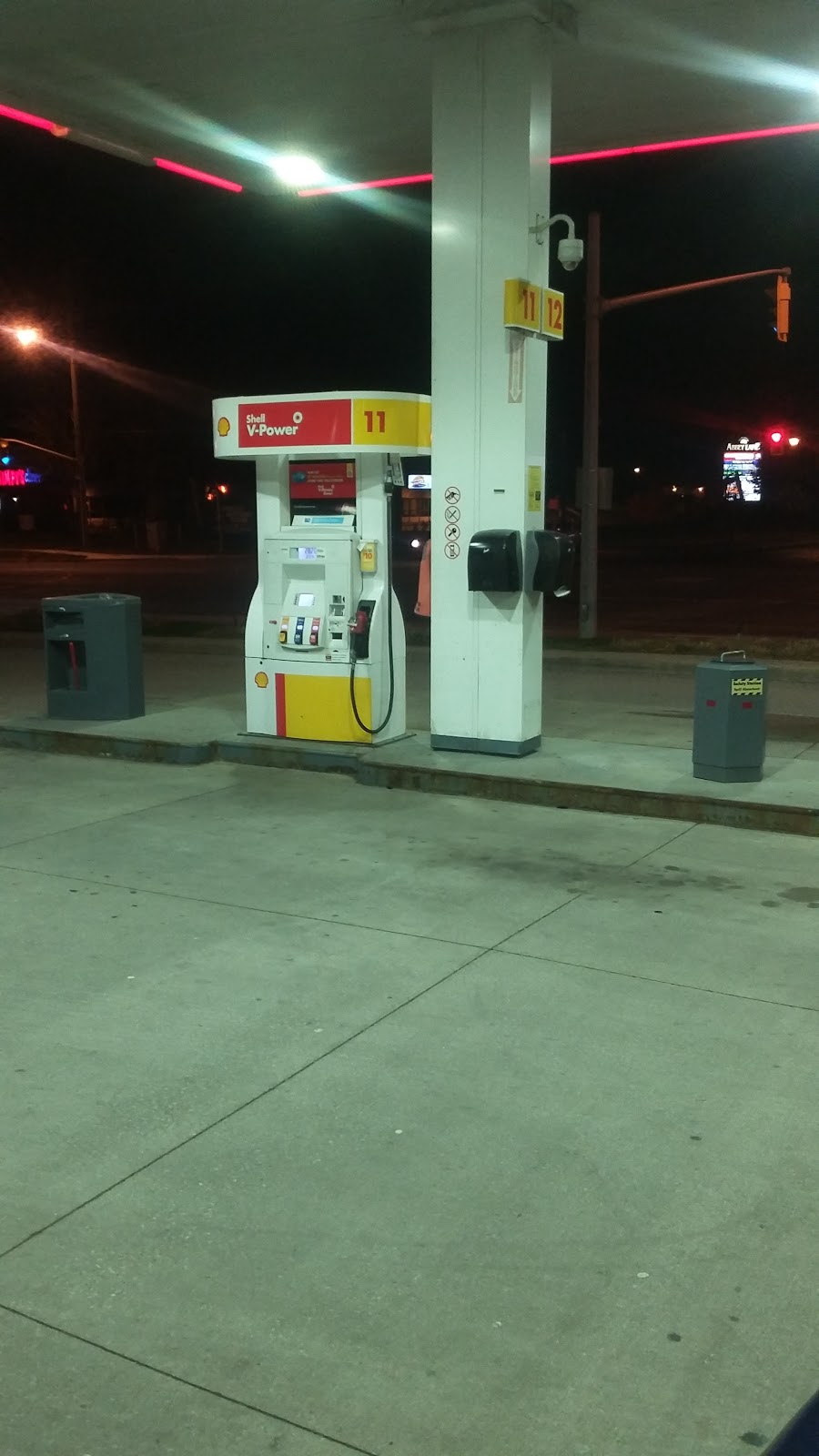 Shell | 6731 Kingston Rd, Toronto, ON M1B 1G9, Canada | Phone: (416) 287-0611