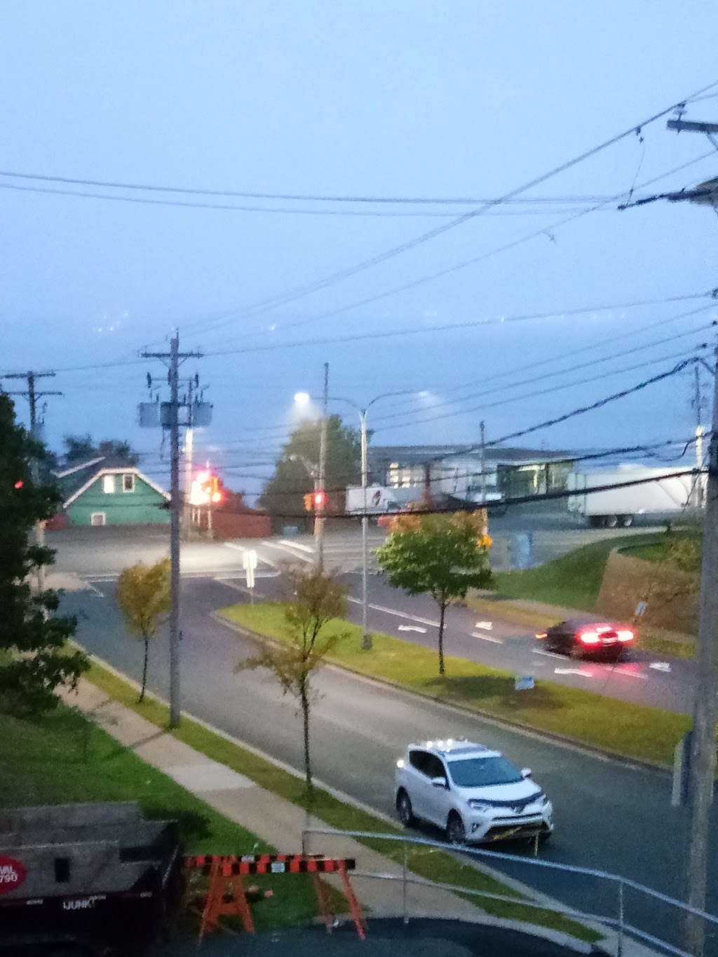The Bluenose Inn & Suites | 636 Bedford Hwy, Halifax, NS B3M 2L8, Canada | Phone: (800) 565-2301