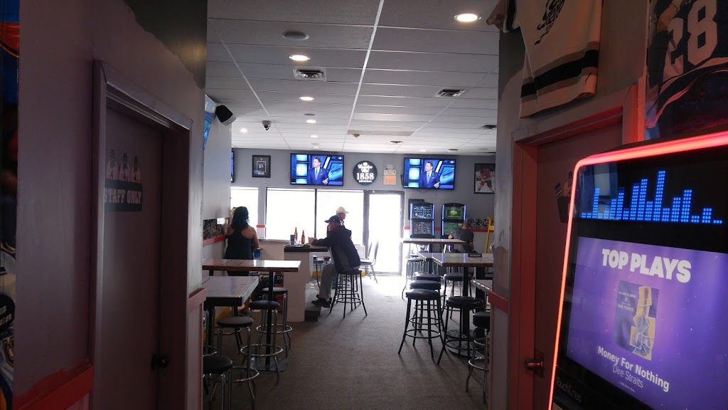 4th Line Pub & Grill | 3025 Ness Ave, Winnipeg, MB R2Y 2J2, Canada | Phone: (204) 896-9815