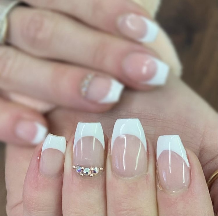 Within The Skin Medi Spa Inc. | 106 Duke St, Chester, NS B0J 1J0, Canada | Phone: (902) 593-1255
