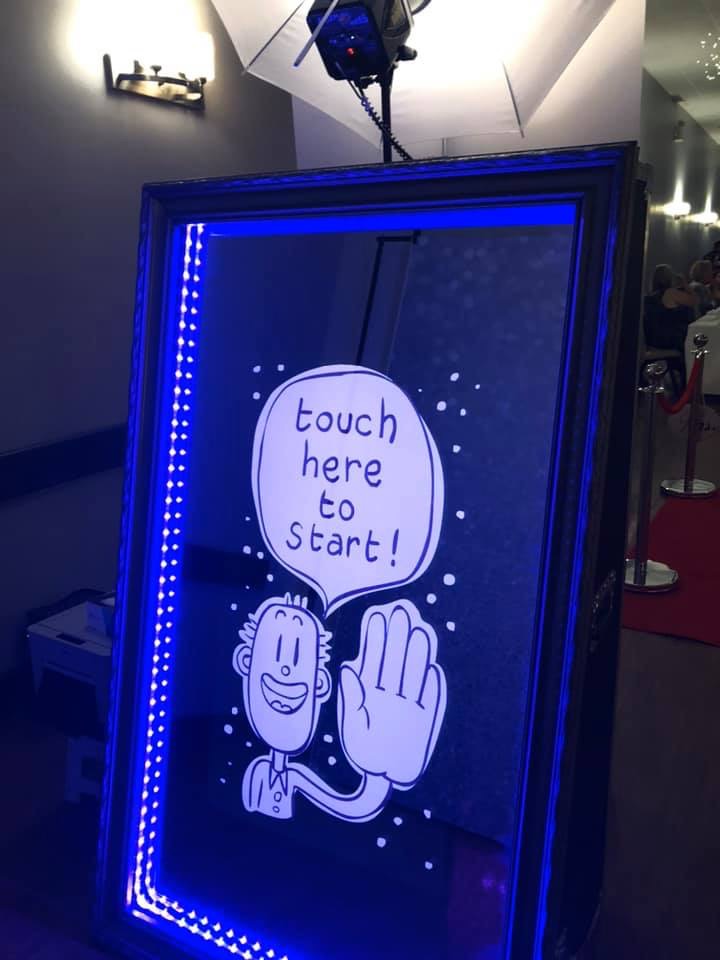 DBG Photo Booth Services | 434 First Ave E, Shelburne, ON L9V 2Z6, Canada | Phone: (519) 925-5350