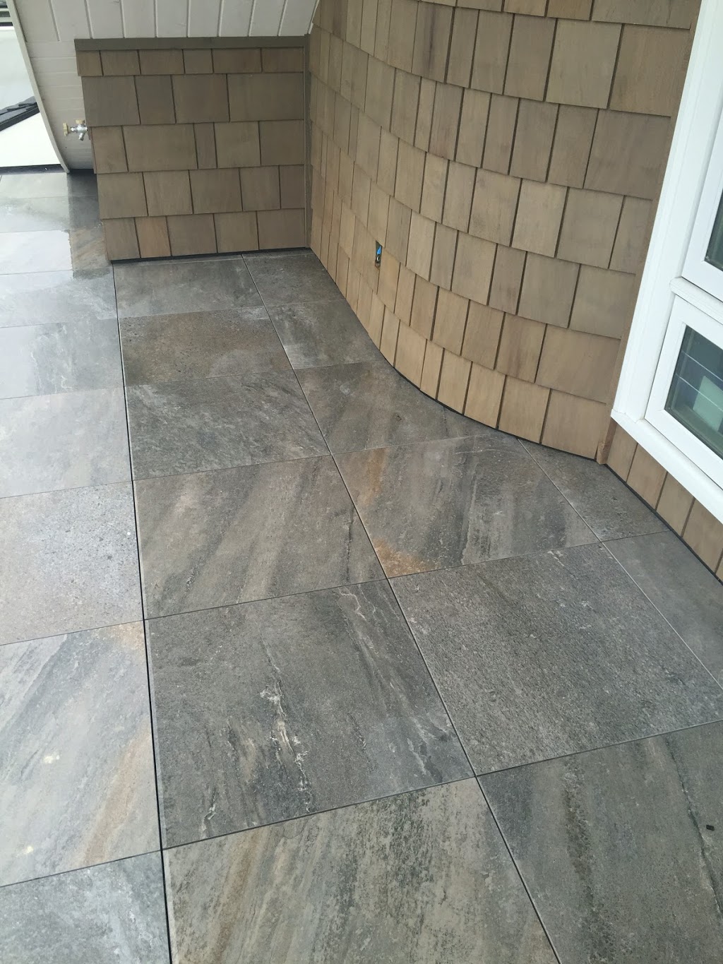 Terrazza Tile | 2532 Shoreline Dr #117, Lake Country, BC V4V 2R6, Canada | Phone: (250) 470-8121