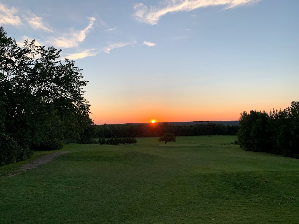 Wiarton Bluffs Golf Club | 502386 Grey Rd 1, Wiarton, ON N0H 2T0, Canada | Phone: (519) 534-0005