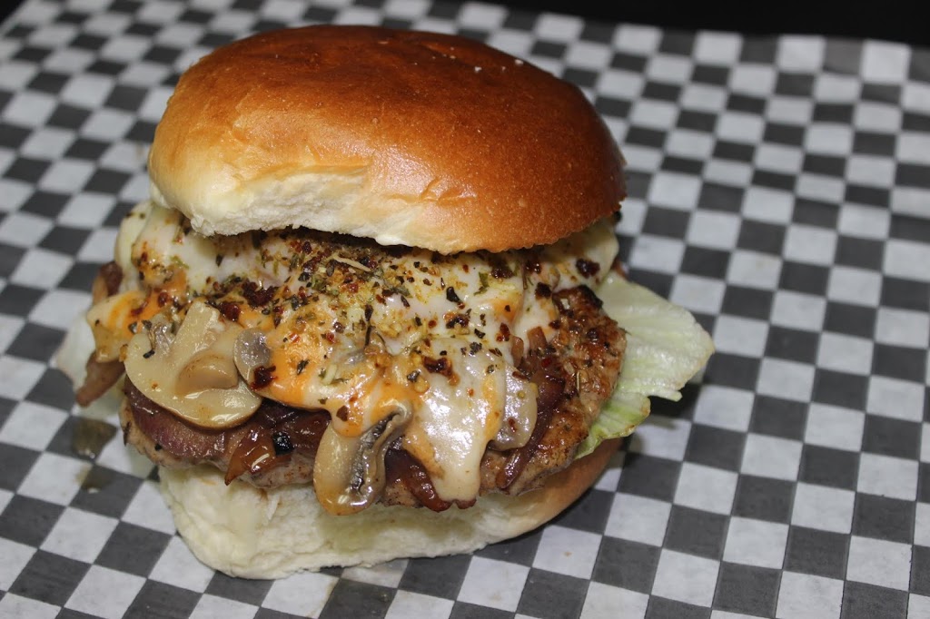 Ontario Grill | 808 Britannia Rd W, Mississauga, ON L5V 0A7, Canada | Phone: (905) 268-6868