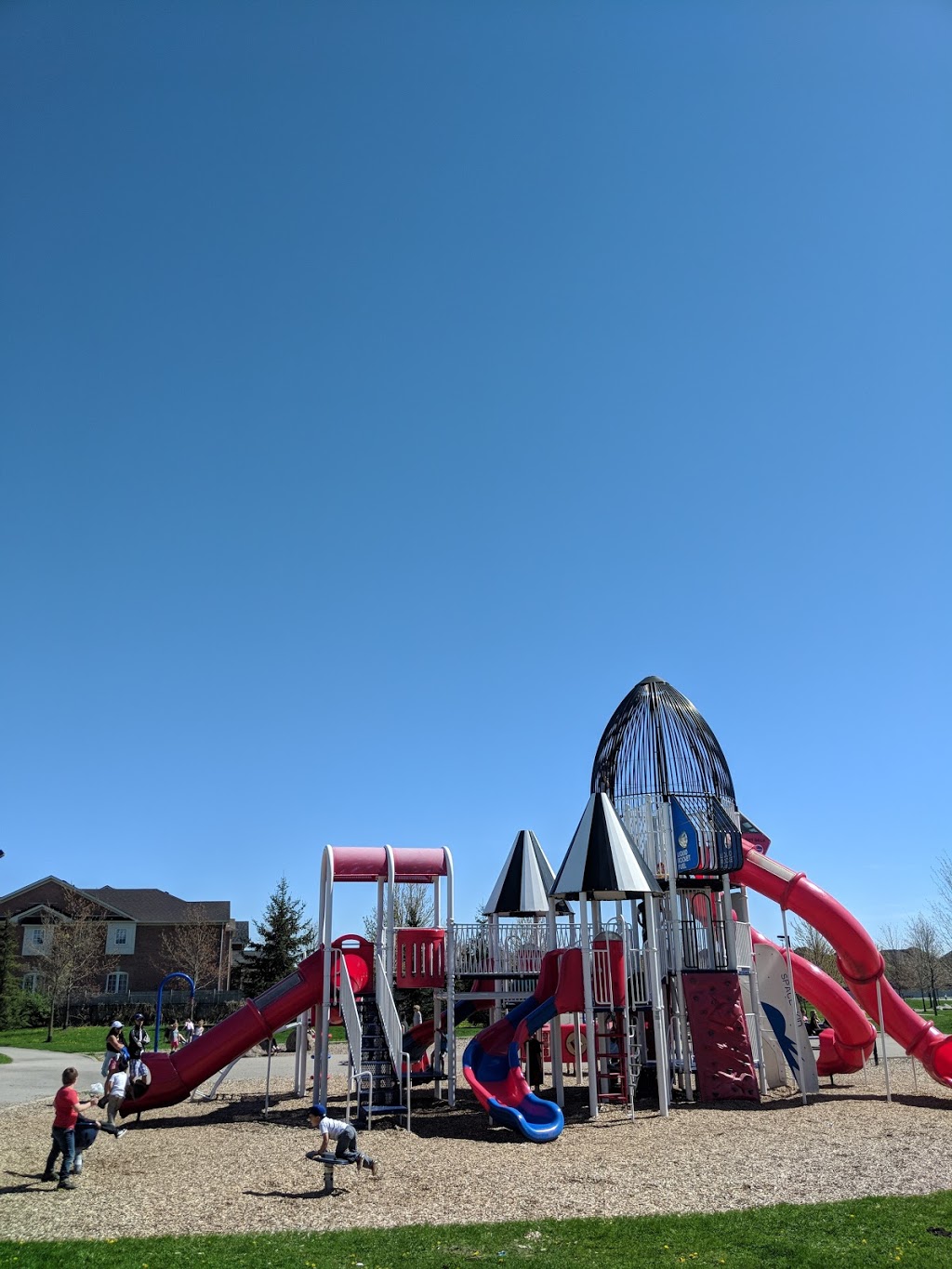 Baycliffe Park | St Philip Ct, Whitby, ON L1P 1W8, Canada