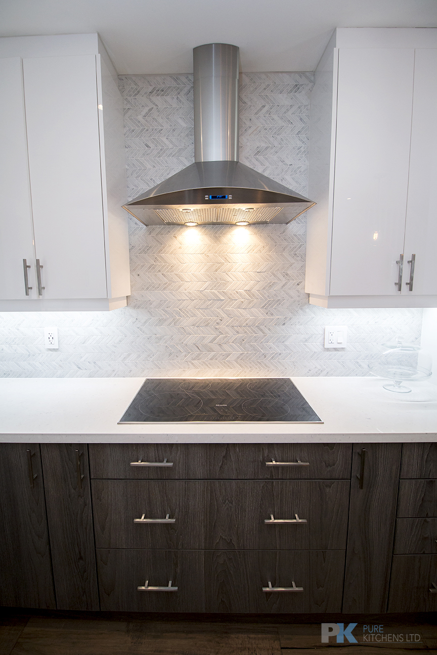 Pure Kitchens Inc | 115B Saramia Crescent, Concord, ON L4K 4P7, Canada | Phone: (416) 679-0192