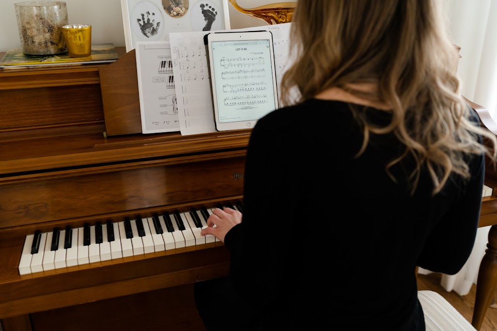 Studio C École de Musique | 95 Bd de Gaulle #205, Lorraine, QC J6Z 3R8, Canada | Phone: (514) 466-5146
