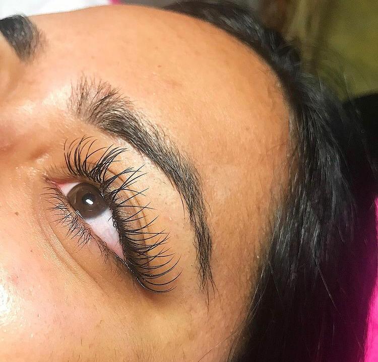 Kats Lash Bar | 1005 Nadalin Heights, Milton, ON L9T 8R4, Canada | Phone: (647) 907-6757
