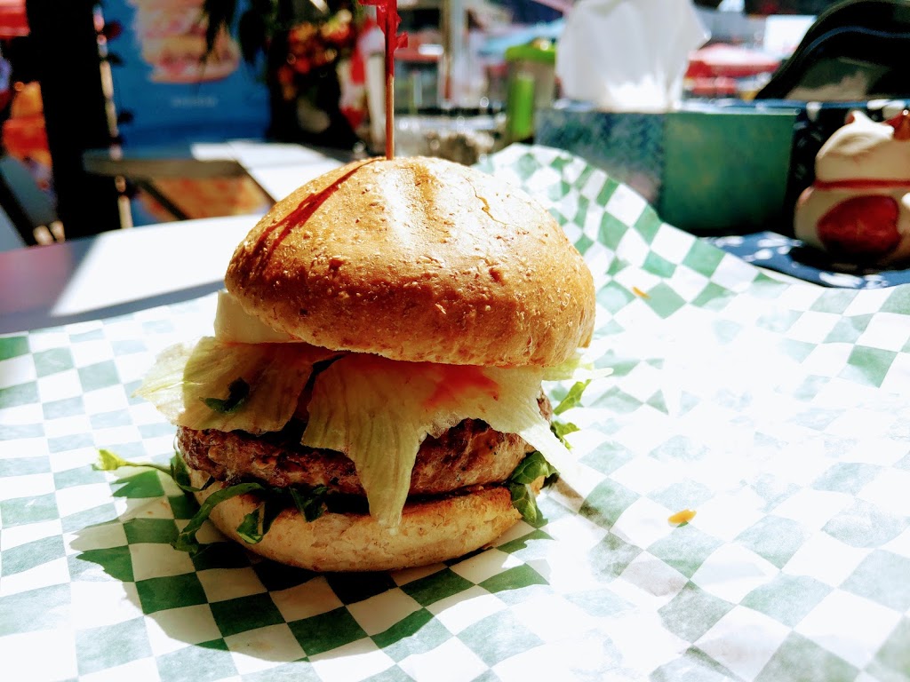 The Village Burgery | 3800 Bayview St #105, Richmond, BC V7E 6K7, Canada | Phone: (604) 275-6710