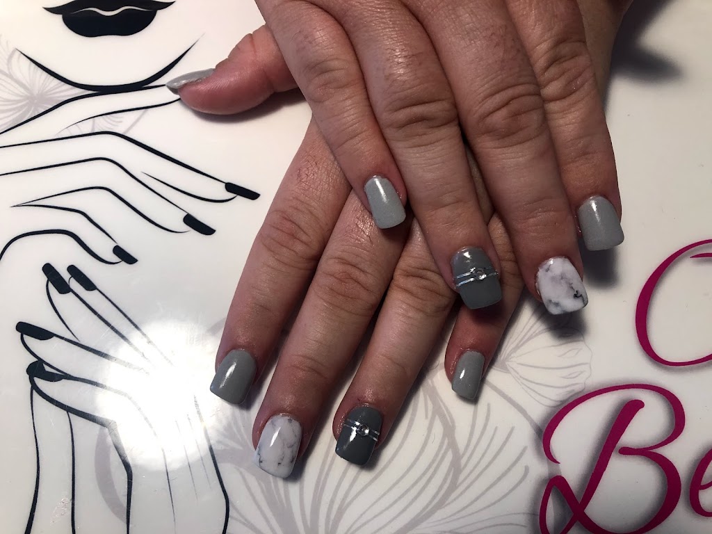 Espace Soins Beauté (Manucure et Pédicure beauté) | 933 Rue des Merisiers, McMasterville, QC J3G 6L1, Canada | Phone: (514) 947-7751