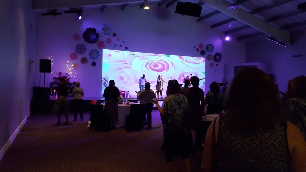 Capital City Church | 1123 Old Montreal Rd, Orléans, ON K4A 3N6, Canada | Phone: (613) 833-1700