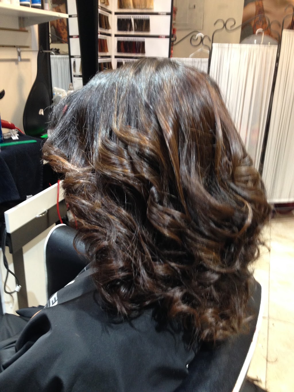 Nadias Hair Salon | 2181 Dawson Cres, Innisfil, ON L9S 0H1, Canada | Phone: (416) 522-0872