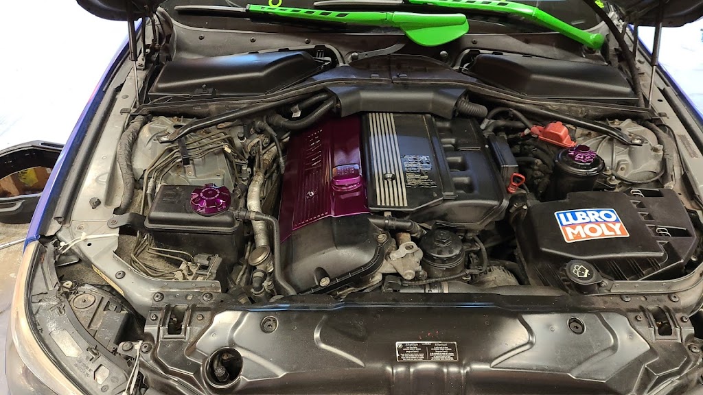 Dreamworx Auto Inc | 122 Hatt St Unit 14, Dundas, ON L9H 6Y4, Canada | Phone: (437) 229-6682