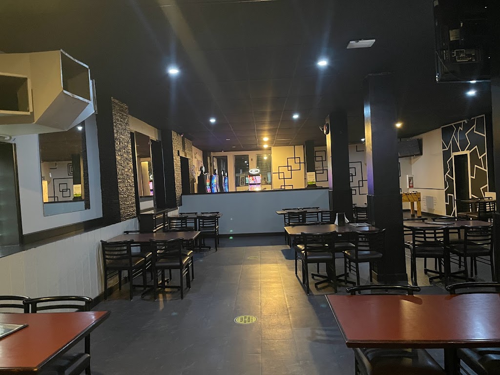 Innisfail Hotel | 5120 49 St, Innisfail, AB T4G 1L9, Canada | Phone: (403) 227-6200