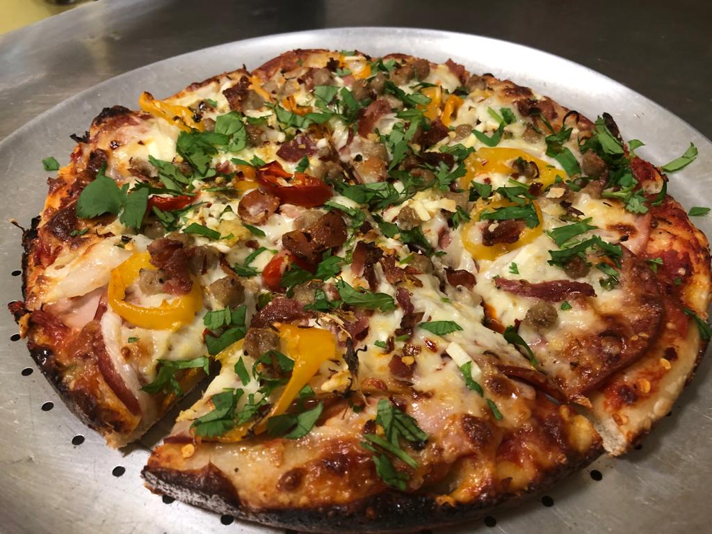Beaufort Pizza & Pasta | 1483 Bowen Rd, Nanaimo, BC V9S 1G4, Canada | Phone: (250) 754-5572