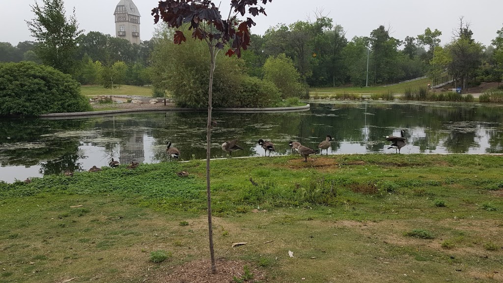 Bourkevale Park | 90 Ferry Rd, Winnipeg, MB R3J 1V7, Canada | Phone: (204) 888-1599