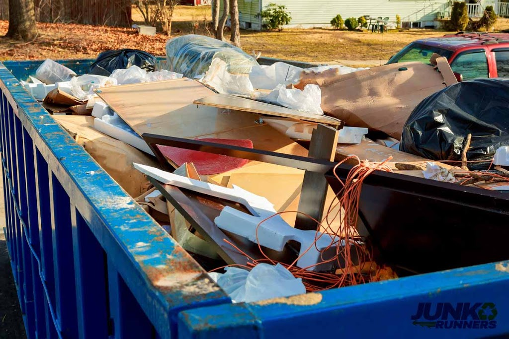 Junk Runners | 58 Labrador Dr, Oshawa, ON L1H 7E3, Canada | Phone: (888) 979-5865