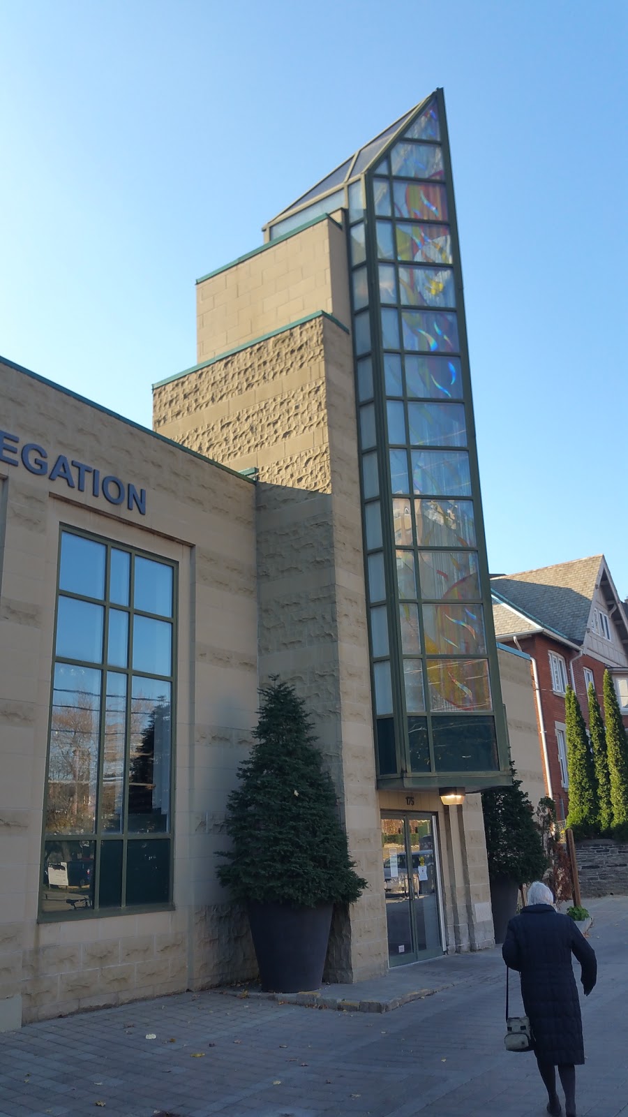 First Unitarian Congregation of Toronto | 175 St Clair Ave W, Toronto, ON M4V 1P7, Canada | Phone: (416) 924-9654