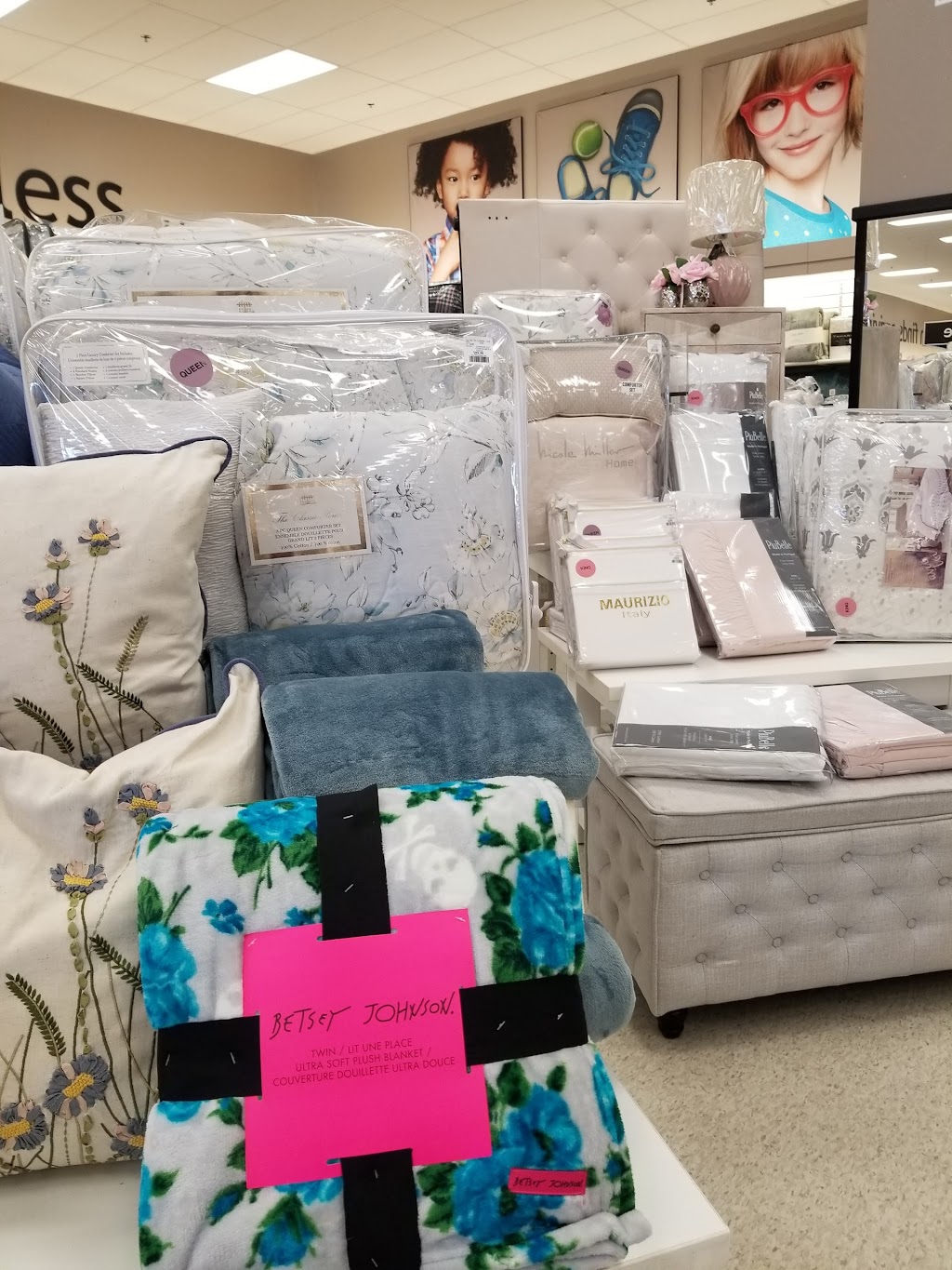 Winners & HomeSense | 2125 16th St E, Owen Sound, ON N4K 0E2, Canada | Phone: (519) 376-4935