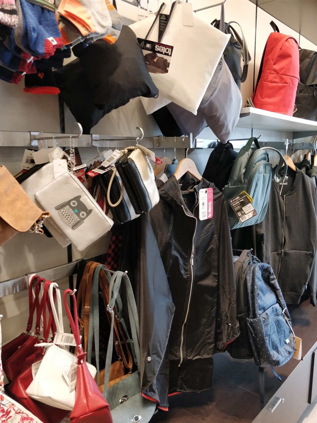 CAA Store - Brampton | 215 Delta Park Blvd, Brampton, ON L6T 0H9, Canada | Phone: (905) 793-4912