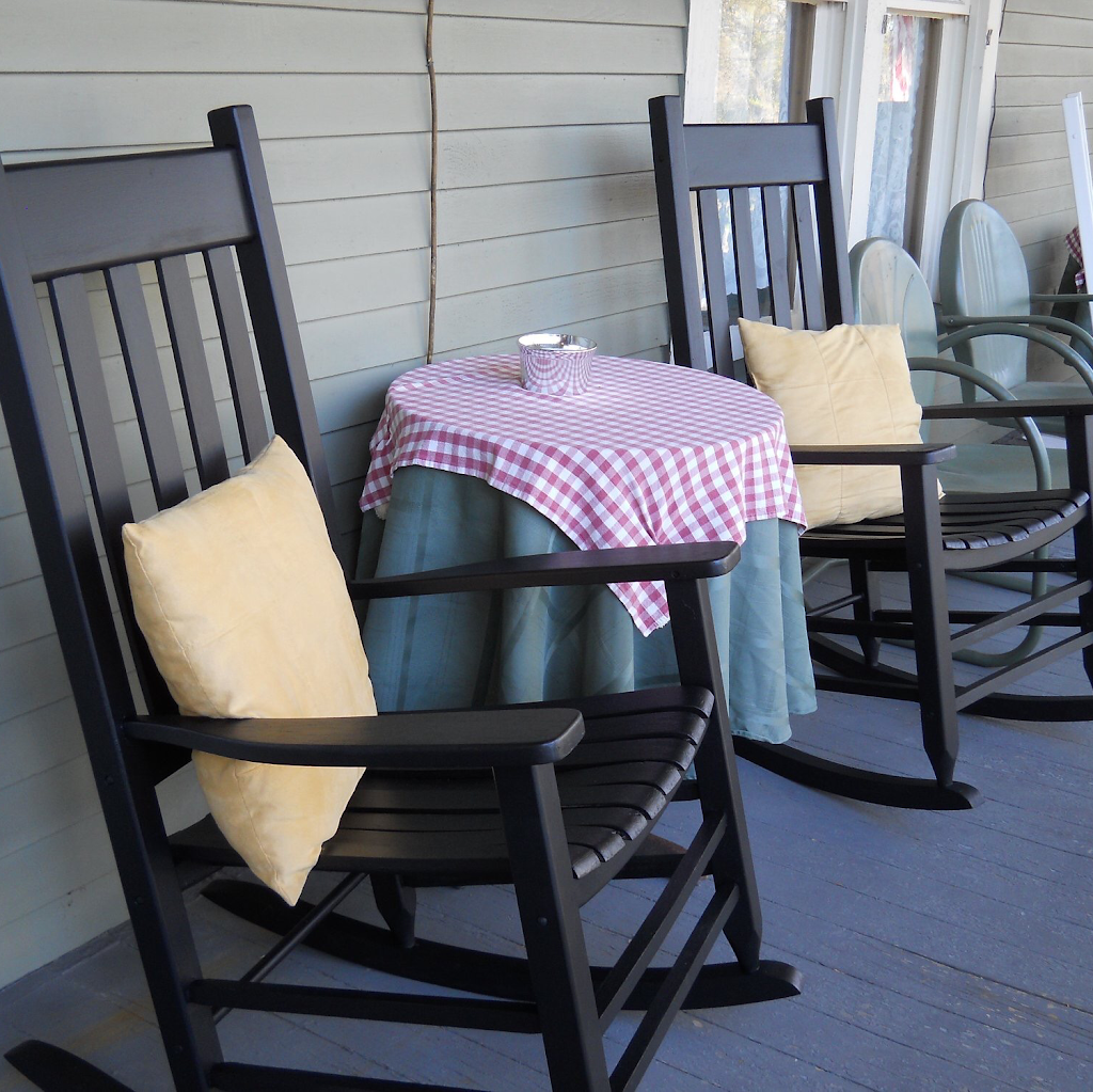Rose of Sharon Bed and Breakfast | 85 N Main St, Norwood, NY 13668, USA | Phone: (315) 353-5054