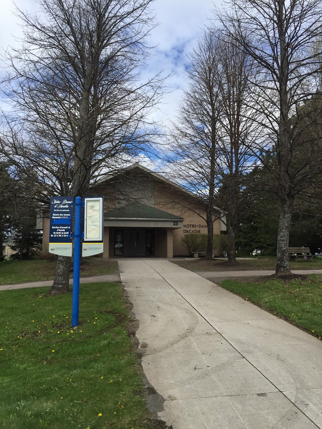 Université de Moncton | 18 Antonine-Maillet Ave, Moncton, NB E1A 3E9, Canada | Phone: (506) 858-4000