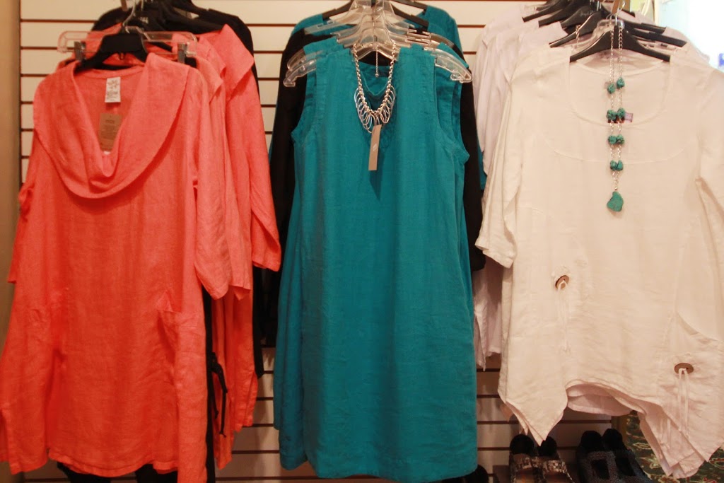 Portside Boutique | 312 St Lawrence St, Merrickville, ON K0G 1N0, Canada | Phone: (613) 269-4141