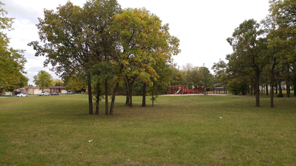 London - Reay Park | 60 Reay Crescent, Winnipeg, MB R2K 3R4, Canada | Phone: (877) 311-4974