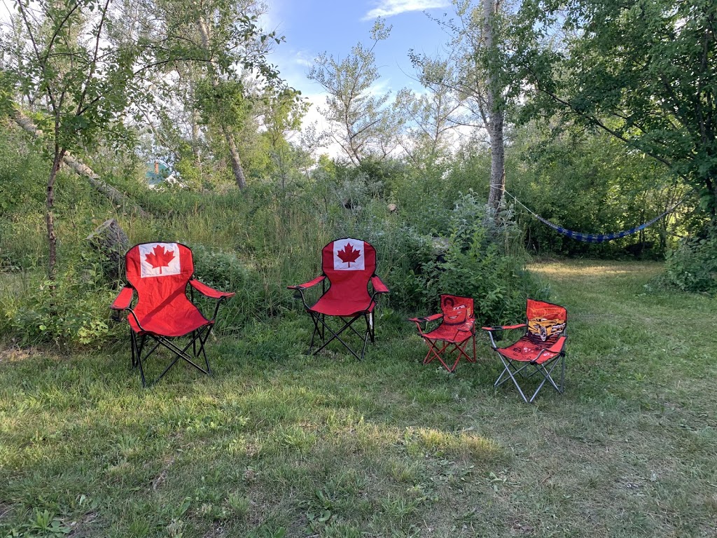 Sunset Shores Campground | 820 County Road 18, Cherry Valley, ON K0K 1P0, Canada | Phone: (613) 476-4512