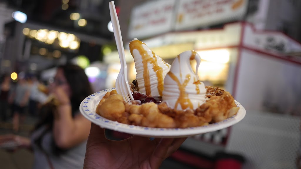 Honey Puffs Pastry | 58 Grassington Crescent, Brampton, ON L6S 1Z6, Canada | Phone: (416) 258-7807
