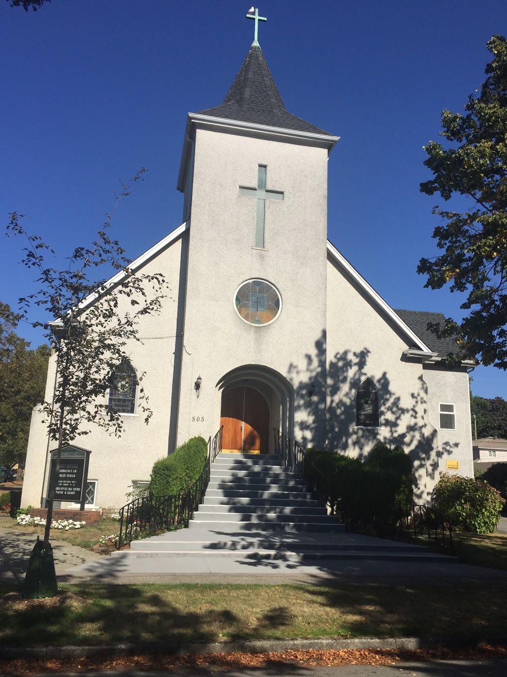 Martin Luther Church | 505 E 46th Ave, Vancouver, BC V5W 2A2, Canada | Phone: (604) 325-0550