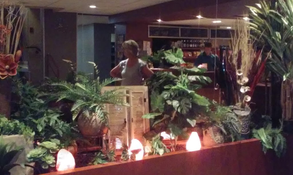 Salon De Quilles St Etienne 3114 1j8 Route Lagueux Saint Etienne De Lauzon Qc G6j 1j7 Canada