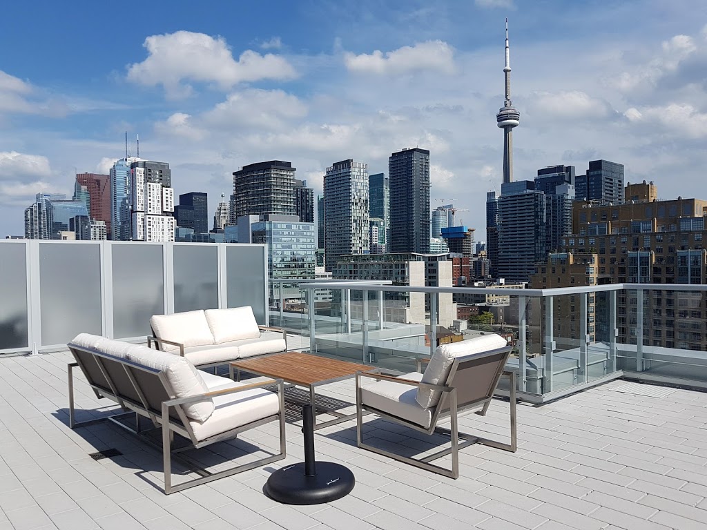 InsideOut Patio Furniture Burlington | 1515 N Service Rd, Burlington, ON L7P 0A2, Canada | Phone: (905) 681-7173