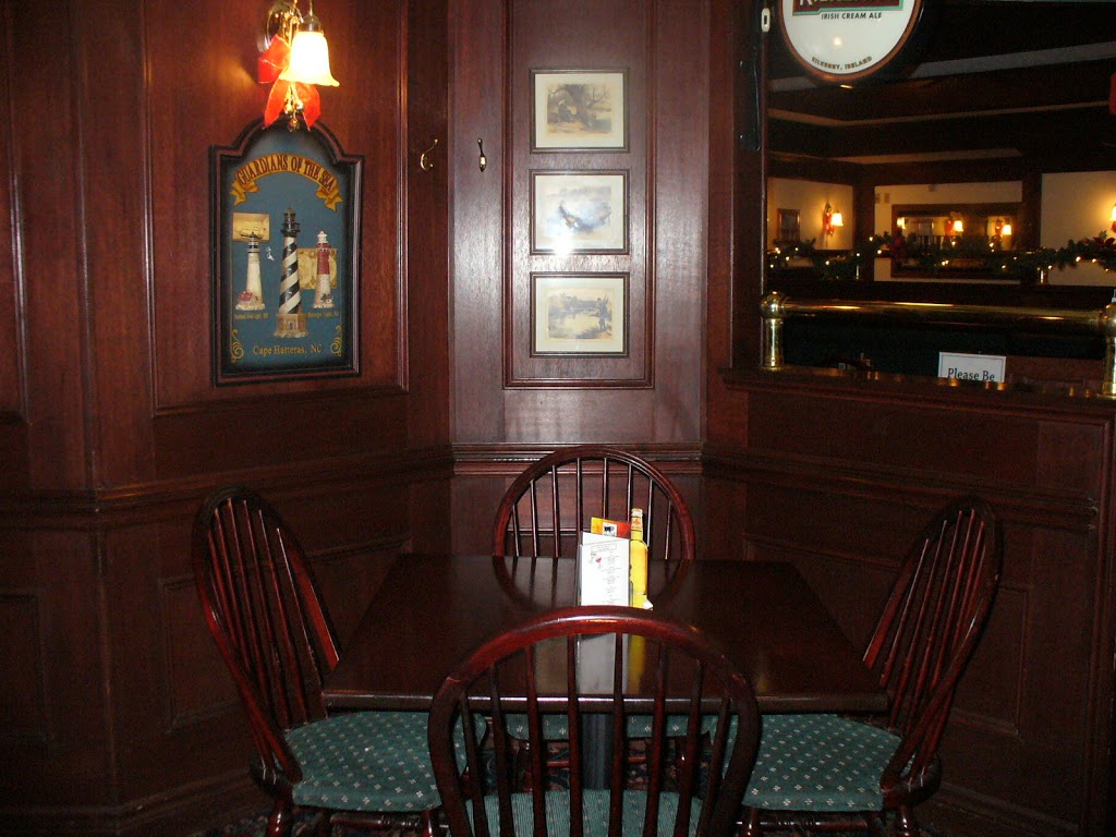 Bull and Barrel Pub | 901-75 Cedar Pointe Dr, Barrie, ON L4N 5R7, Canada | Phone: (705) 719-4600
