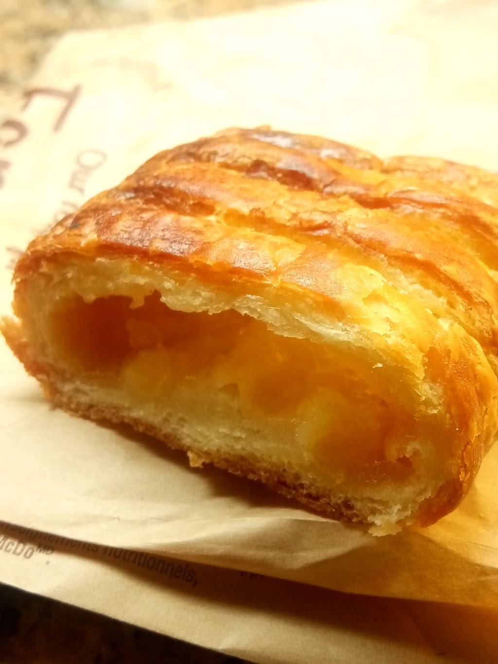 McDonalds | 100 City Centre Dr, Mississauga, ON L5B 2C9, Canada | Phone: (905) 276-3898