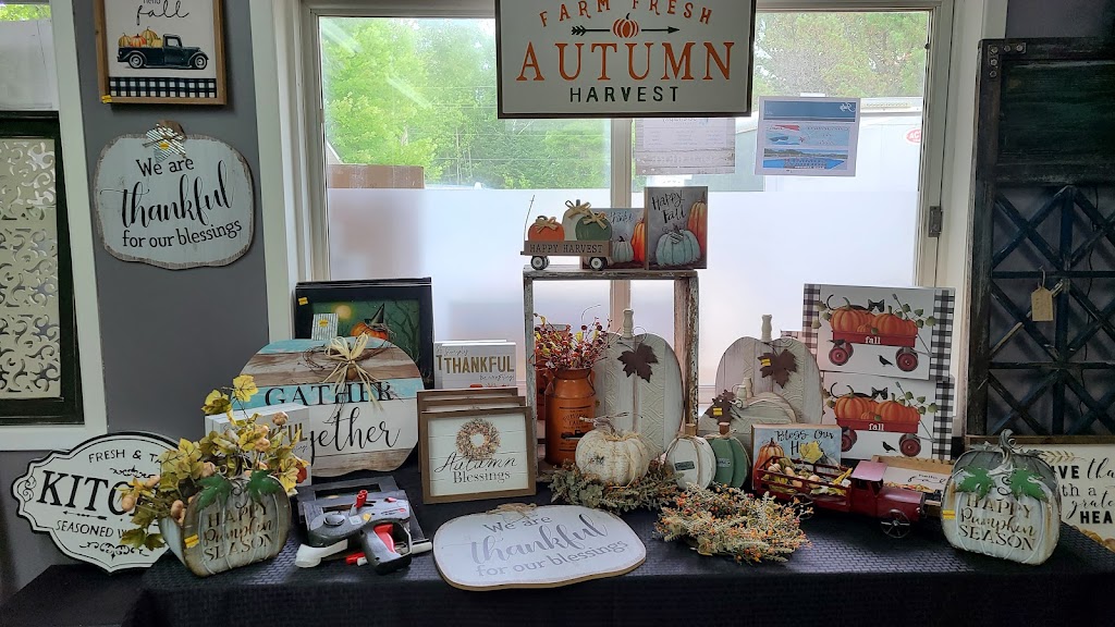 The Willow Tree Gifts | 2477A B Line Rd, Pembroke, ON K8A 0H1, Canada | Phone: (613) 585-1163