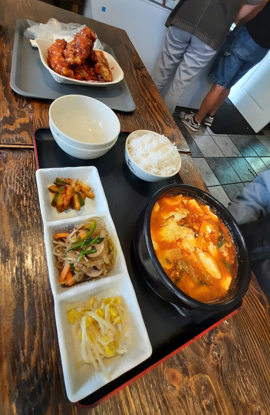 Garlic & Pepper Eatery | 2328 Rosewall Crescent, Courtenay, BC V9N 8R9, Canada | Phone: (250) 871-0707