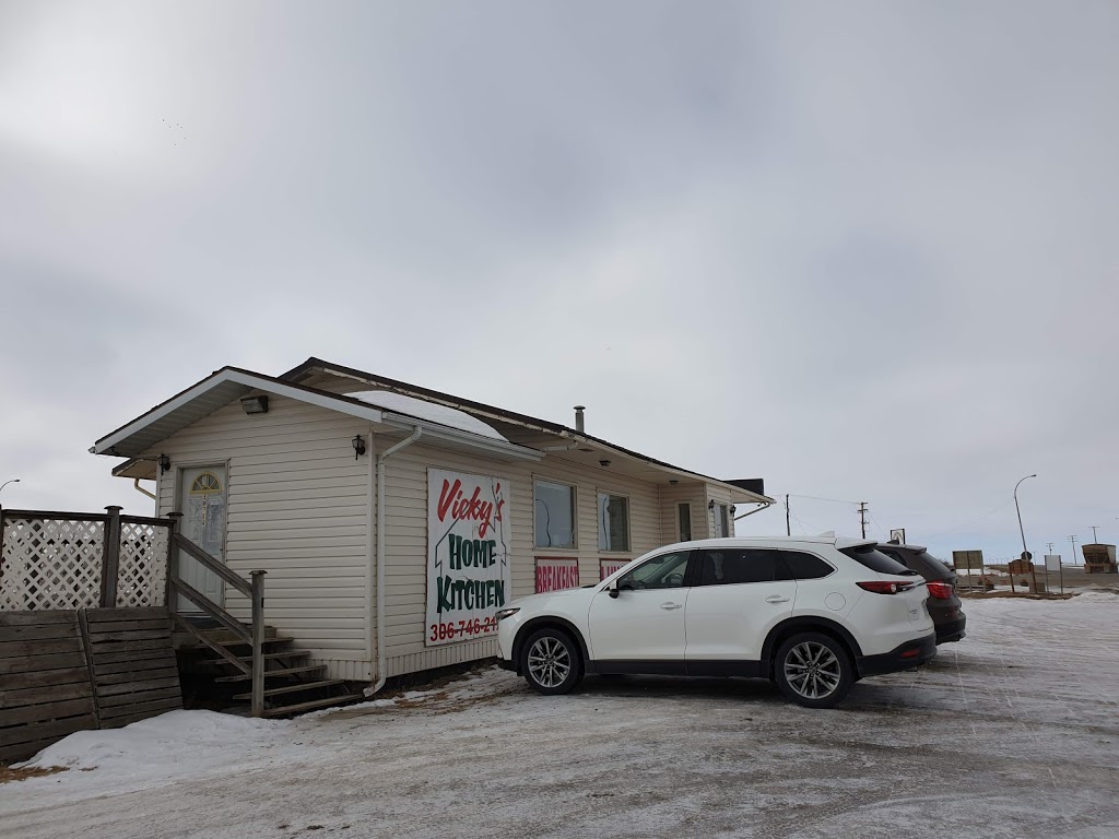 Vickys Home Kitchen | 1st Ave, Raymore, SK S0A 3J0, Canada | Phone: (306) 746-2129