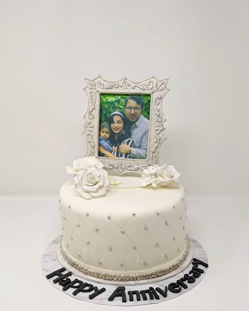 Cakes By Me Bakery | 1527 Stewart Crescent, Milton, ON L9T 6P8, Canada | Phone: (647) 832-5699