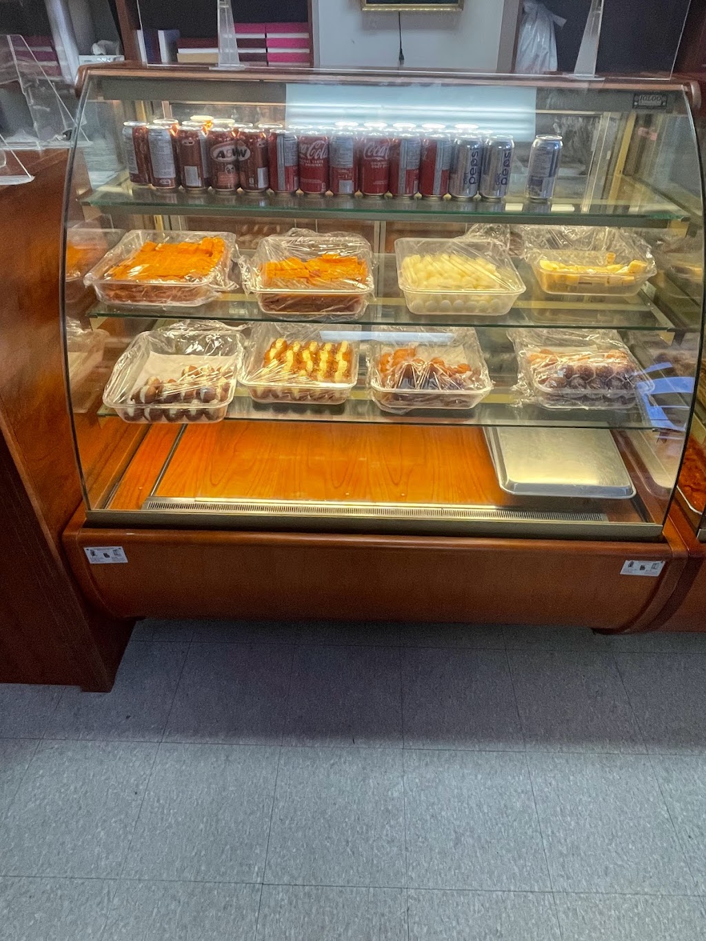 Patto Sweets North | 10215 Kennedy Rd N, Brampton, ON L6Z 0C5, Canada | Phone: (647) 518-7449