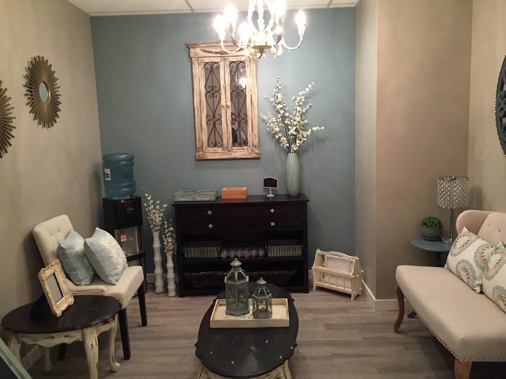 Essence Wellness Clinic - Marda Loop | 3425 22 St SW #305, Calgary, AB T2T 6S8, Canada | Phone: (403) 383-3228