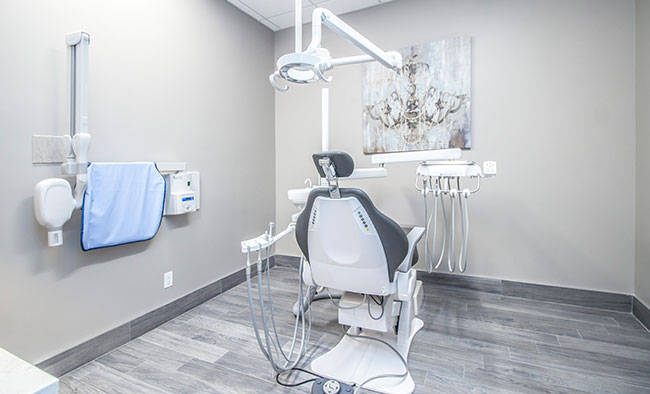 Birchmount Dental Group | 2000 Eglinton Ave E #3h, Scarborough, ON M1L 2M6, Canada | Phone: (416) 750-7175