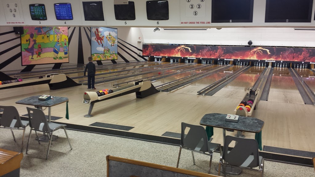 Mikes Bowling Lanes | 24 Lorne Ave W, Stratford, ON N5A 6S4, Canada | Phone: (519) 271-2092