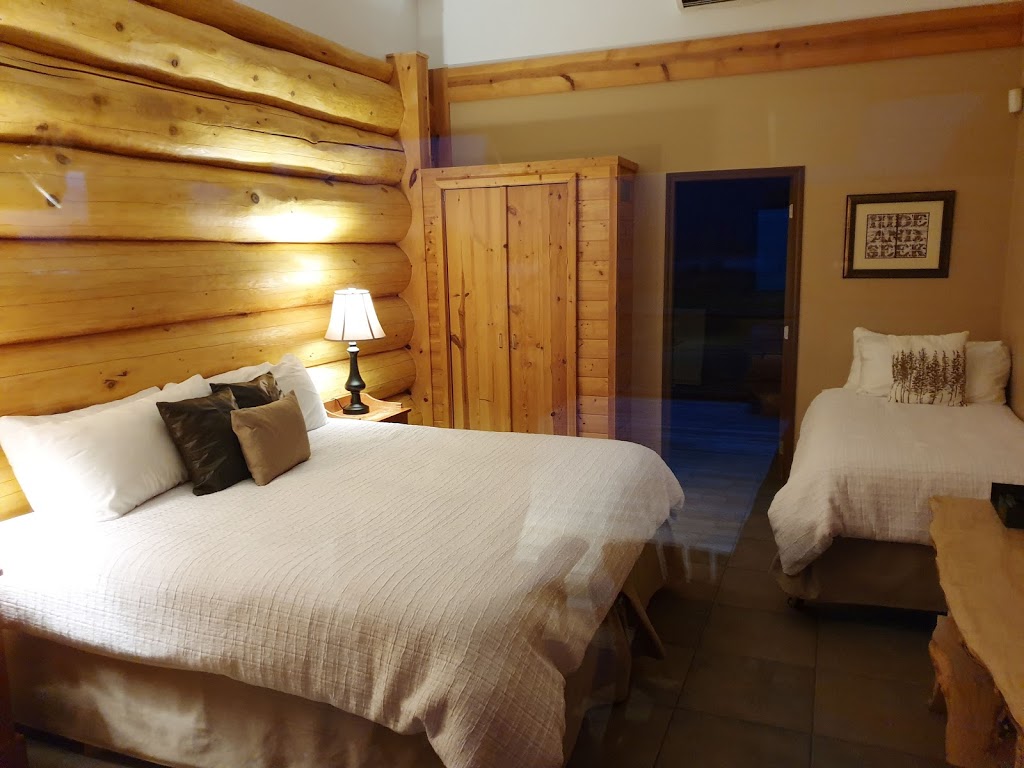 Fraser River Lodge | 7984 McDonald Rd S, Agassiz, BC V0M 1A2, Canada | Phone: (604) 796-1210
